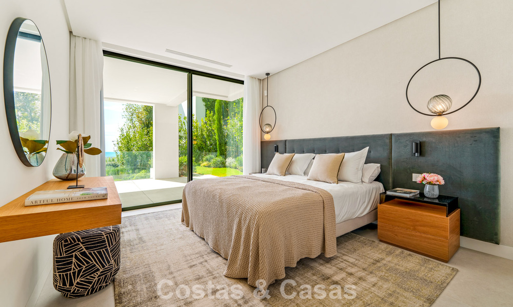 Sophisticated villa with panoramic views for sale in a gated community in La Quinta, Marbella - Benahavis 787303