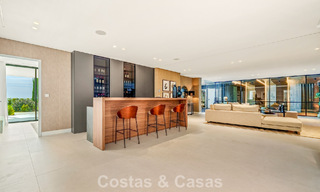 Sophisticated villa with panoramic views for sale in a gated community in La Quinta, Marbella - Benahavis 787306 