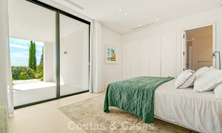 Sophisticated villa with panoramic views for sale in a gated community in La Quinta, Marbella - Benahavis 787309 