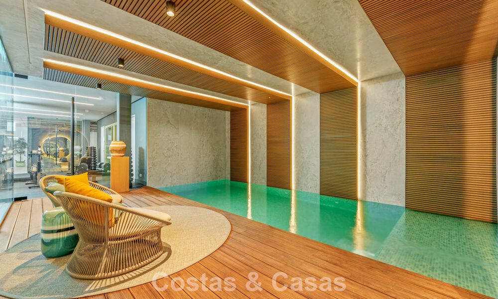 Sophisticated villa with panoramic views for sale in a gated community in La Quinta, Marbella - Benahavis 787317