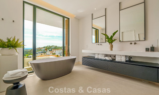 Sophisticated villa with panoramic views for sale in a gated community in La Quinta, Marbella - Benahavis 787320 