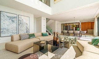 Sophisticated villa with panoramic views for sale in a gated community in La Quinta, Marbella - Benahavis 787344 