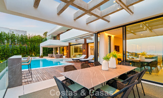 Sophisticated villa with panoramic views for sale in a gated community in La Quinta, Marbella - Benahavis 787351 