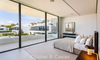 Exclusive residence with sea views for sale in a progressive complex with 24-hour security on Marbella's Golden Mile 787279 