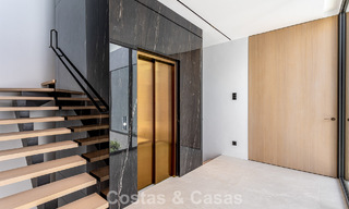 Exclusive residence with sea views for sale in a progressive complex with 24-hour security on Marbella's Golden Mile 787295 