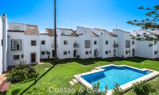 Spacious townhouse for sale in a gated beachfront complex on the east side of Marbella 787528 