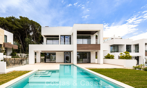 Contemporaine villa te koop op wandelafstand van het strand en voorzieningen in Marbella centrum 787465