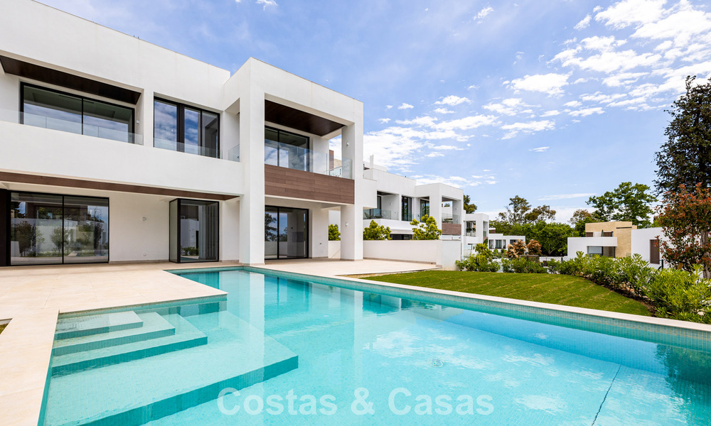 Contemporaine villa te koop op wandelafstand van het strand en voorzieningen in Marbella centrum 787469