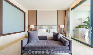 Luxury duplex apartment with sea views for sale in a prime Sierra Blanca complex on Marbella's Golden Mile 787568 
