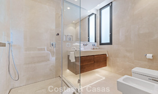 Luxury duplex apartment with sea views for sale in a prime Sierra Blanca complex on Marbella's Golden Mile 787578 