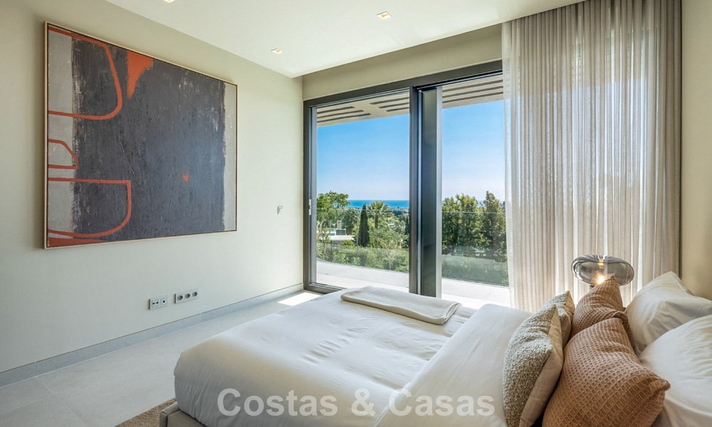 Move-in ready, luxurious, new-build villa for sale in a prestigious 5* golf resort in Marbella - Benahavis 787439