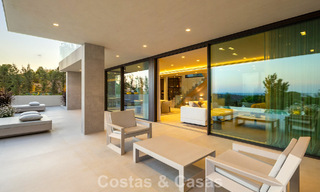 Move-in ready, luxurious, new-build villa for sale in a prestigious 5* golf resort in Marbella - Benahavis 787451 