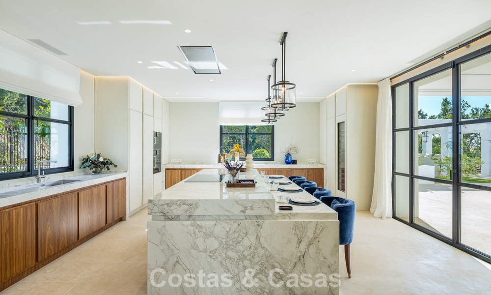 Exquisite luxury villa for sale in the exclusive Cascada de Camoján neighborhood on Marbella's Golden Mile 787602