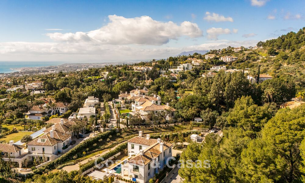 Exquisite luxury villa for sale in the exclusive Cascada de Camoján neighborhood on Marbella's Golden Mile 795095