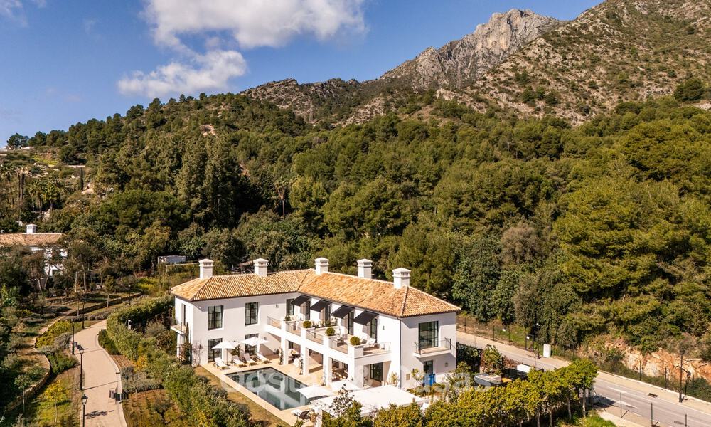 Exquisite luxury villa for sale in the exclusive Cascada de Camoján neighborhood on Marbella's Golden Mile 795097
