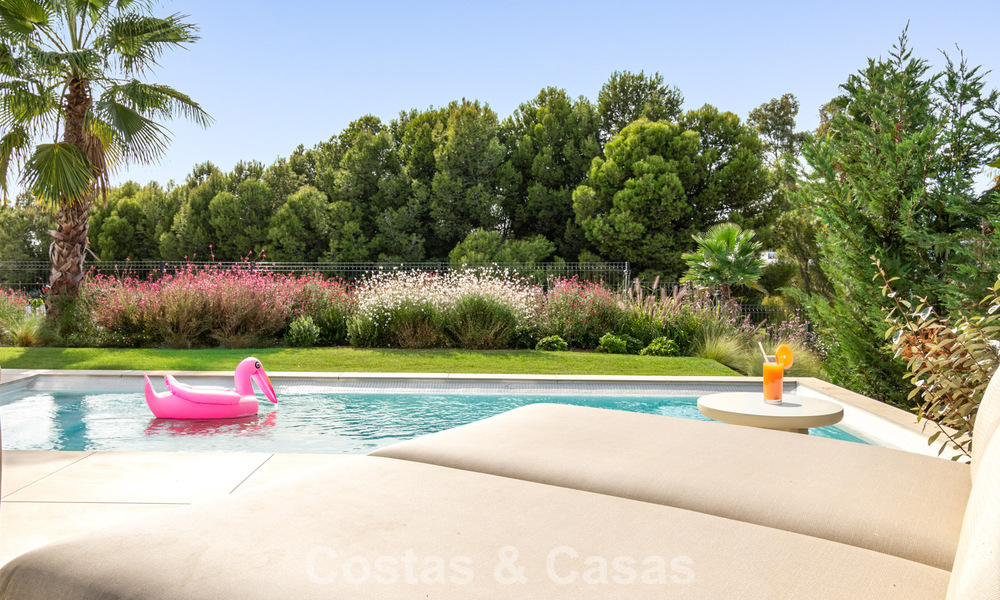 Modern semi-detached house for sale in a golf complex east of Marbella Center 787941