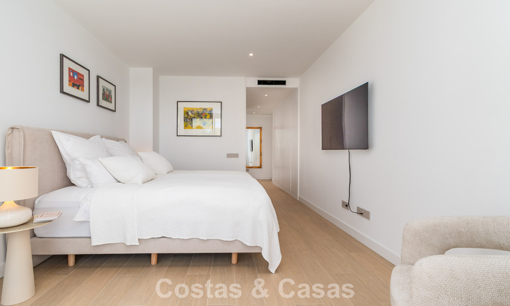 Modern semi-detached house for sale in a golf complex east of Marbella Center 787955