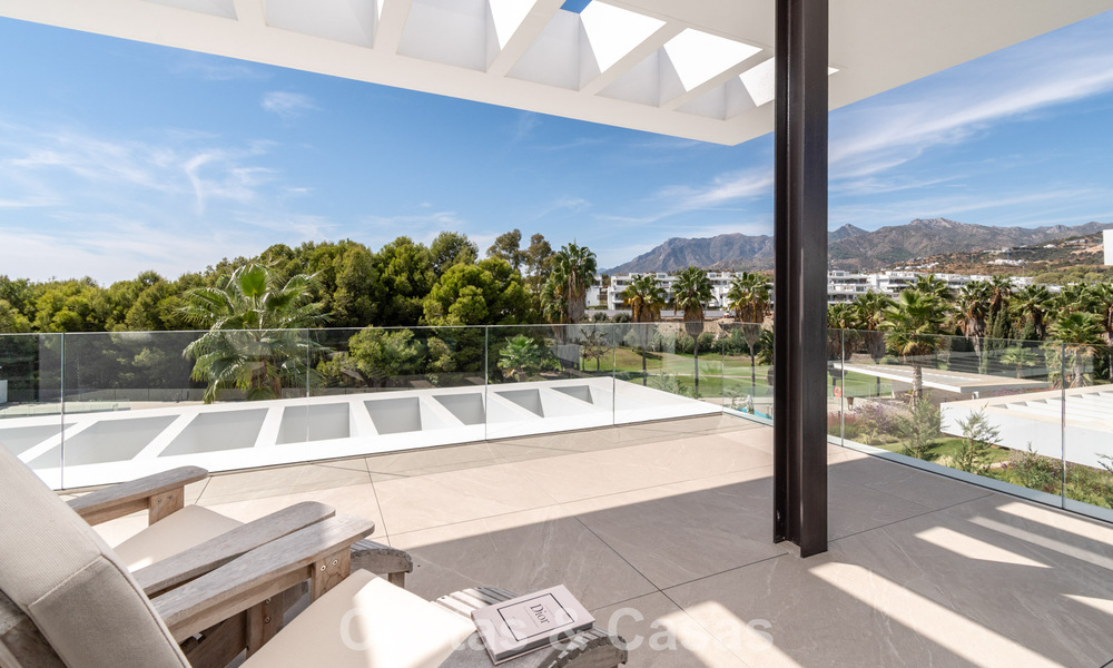Modern semi-detached house for sale in a golf complex east of Marbella Center 787956