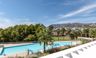 Modern semi-detached house for sale in a golf complex east of Marbella Center 787958 