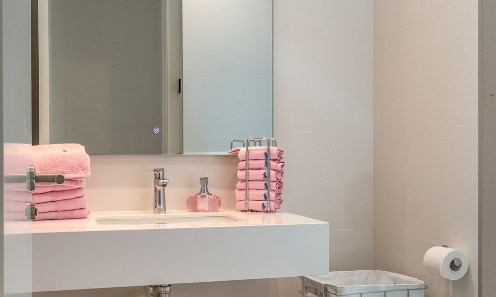 Modern semi-detached house for sale in a golf complex east of Marbella Center 787965