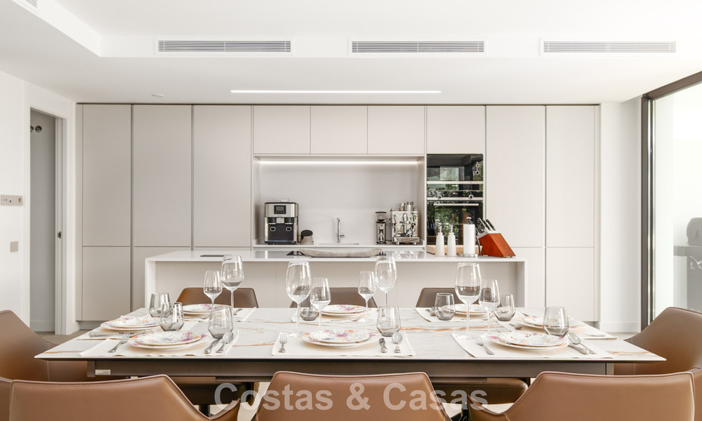 Modern semi-detached house for sale in a golf complex east of Marbella Center 787968