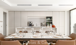 Modern semi-detached house for sale in a golf complex east of Marbella Center 787968 