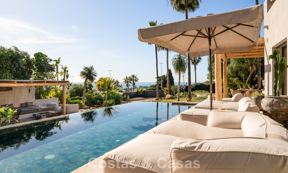 Move-in ready villa with Ibiza-chic design for sale with sea views on the New Golden Mile between Marbella and Estepona 787774