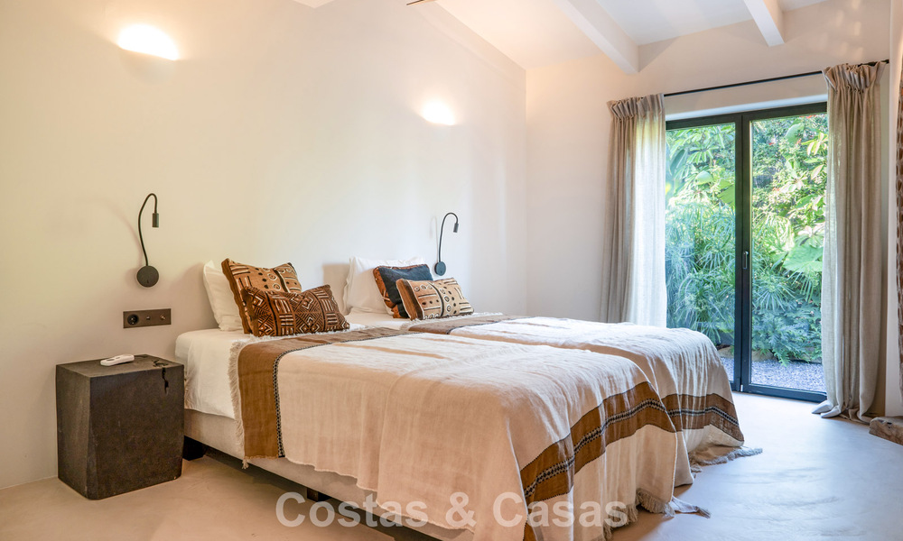 Move-in ready villa with Ibiza-chic design for sale with sea views on the New Golden Mile between Marbella and Estepona 787779