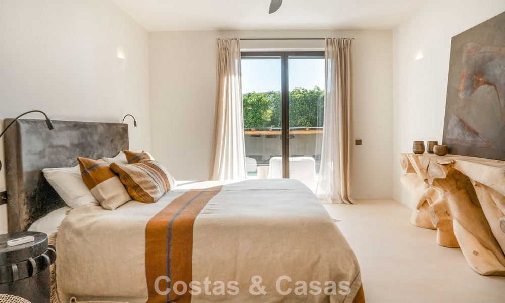 Move-in ready villa with Ibiza-chic design for sale with sea views on the New Golden Mile between Marbella and Estepona 787784