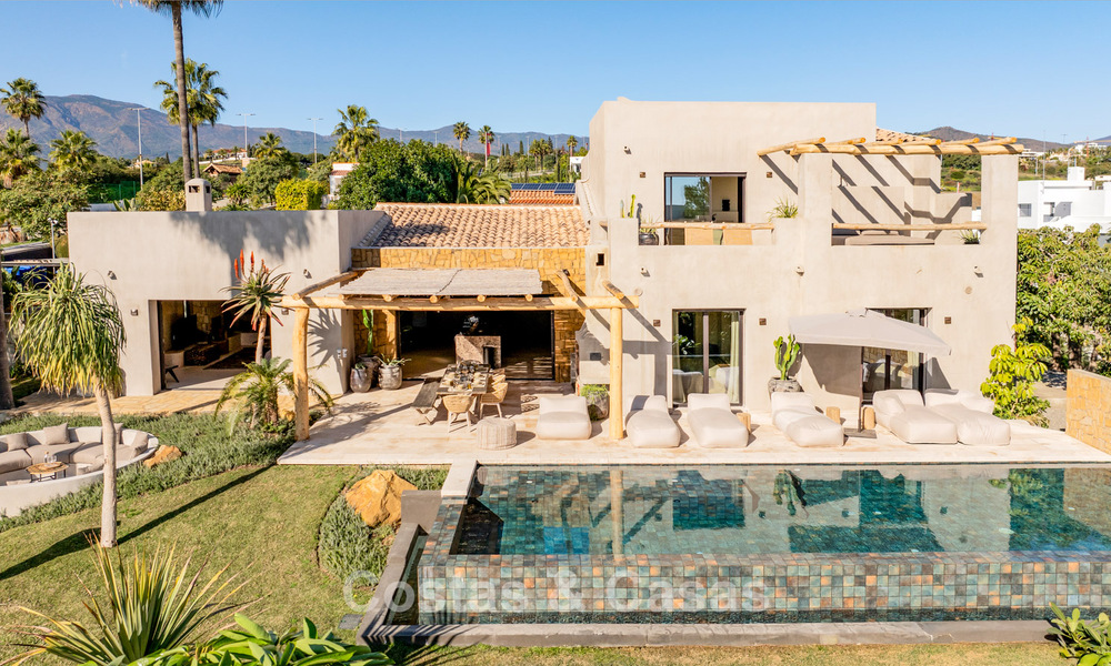 Move-in ready villa with Ibiza-chic design for sale with sea views on the New Golden Mile between Marbella and Estepona 787787