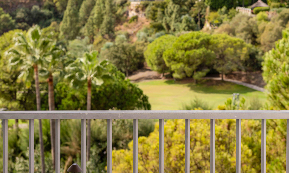 Move-in ready, contemporary renovated corner penthouse for sale in Marbella - Benahavis 787919