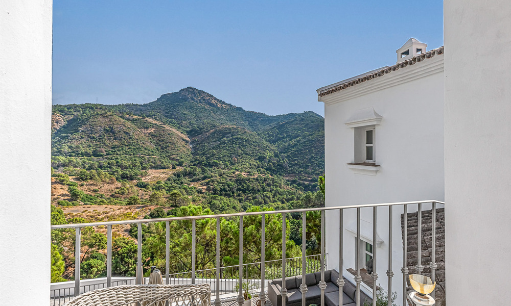 Mediterranean luxury villa with panoramic views for sale nestled in the green hills of Marbella - Benahavis 789897