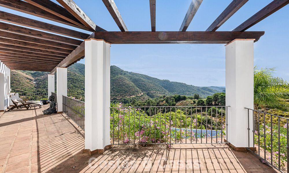 Mediterranean luxury villa with panoramic views for sale nestled in the green hills of Marbella - Benahavis 789906