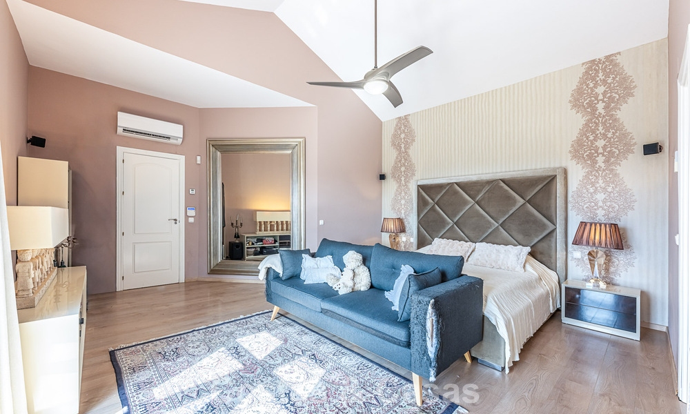 Mediterranean luxury villa with panoramic views for sale nestled in the green hills of Marbella - Benahavis 789912