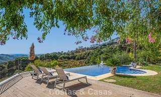Mediterranean luxury villa with panoramic views for sale nestled in the green hills of Marbella - Benahavis 789929 