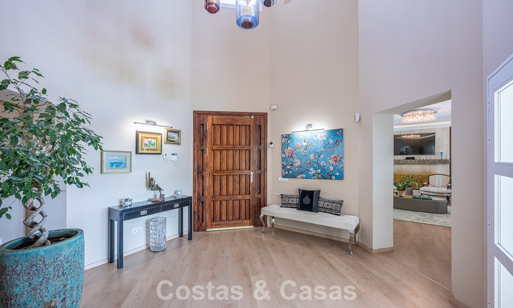 Mediterranean luxury villa with panoramic views for sale nestled in the green hills of Marbella - Benahavis 789930