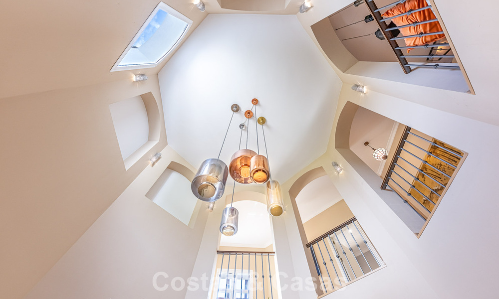 Mediterranean luxury villa with panoramic views for sale nestled in the green hills of Marbella - Benahavis 789932