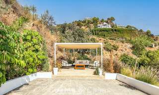 Mediterranean luxury villa with panoramic views for sale nestled in the green hills of Marbella - Benahavis 789936 