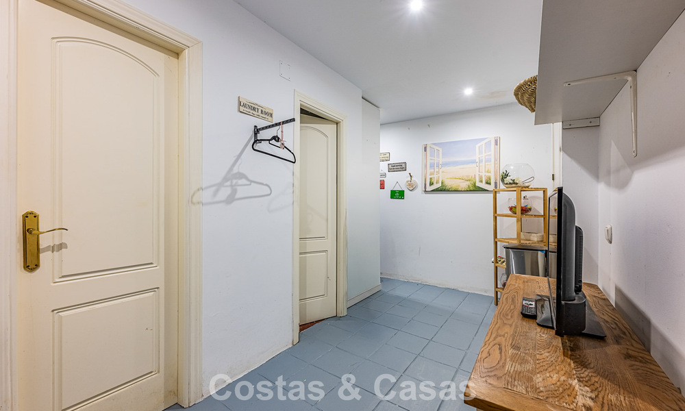 Mediterranean luxury villa with panoramic views for sale nestled in the green hills of Marbella - Benahavis 789941