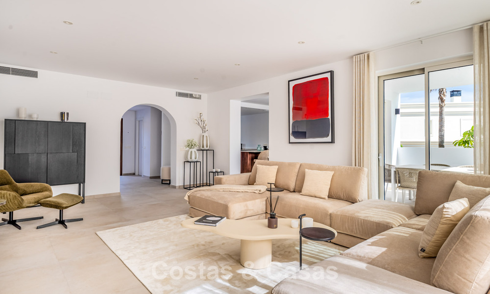 2 contemporary luxury villas for sale, located next to each other just 400m from the beach in Casares Costa, Costa del Sol 788029