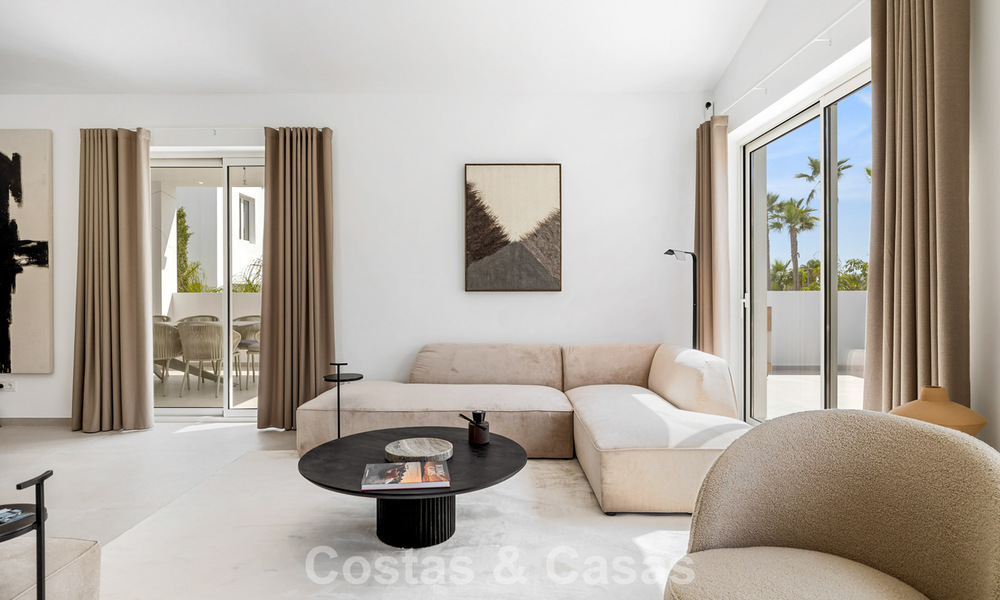 2 contemporary luxury villas for sale, located next to each other just 400m from the beach in Casares Costa, Costa del Sol 788076