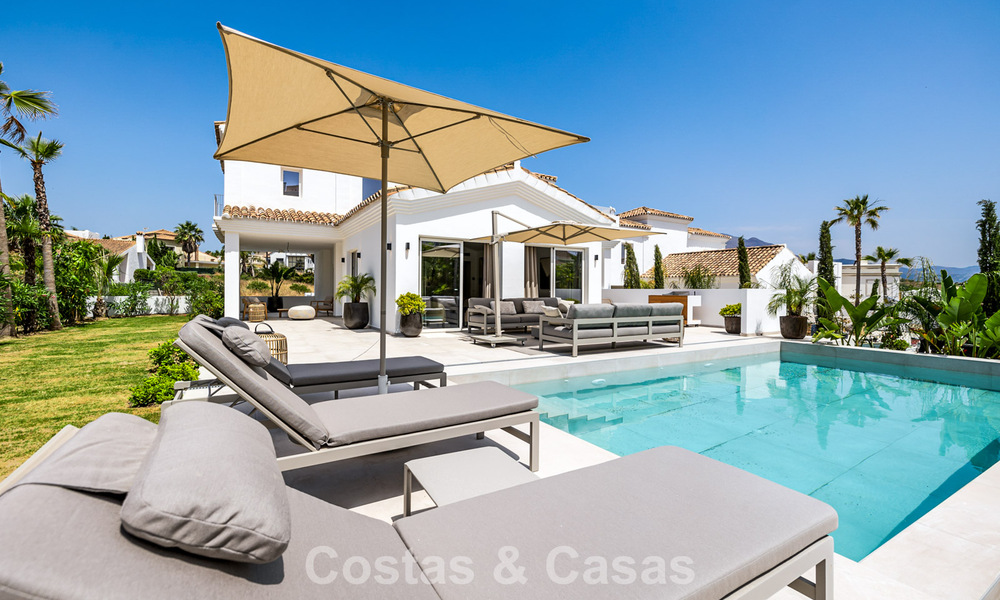 2 contemporary luxury villas for sale, located next to each other just 400m from the beach in Casares Costa, Costa del Sol 788102