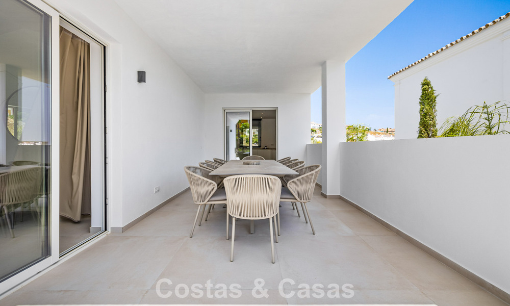 2 contemporary luxury villas for sale, located next to each other just 400m from the beach in Casares Costa, Costa del Sol 788115