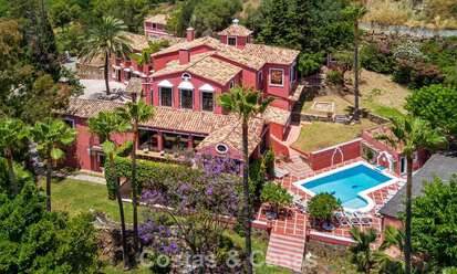 Stately luxury villa for sale in a classic Andalusian style in a gated, prestigious urbanization in Benahavis - Marbella 787984