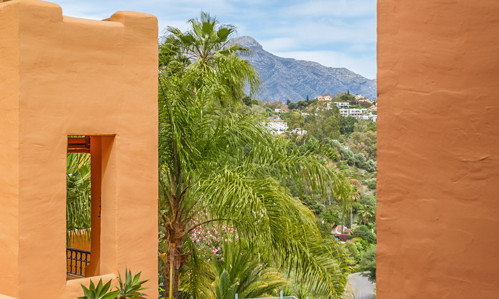 Move-in ready, spacious apartment with sea views for sale in Benahavis - Marbella 787863