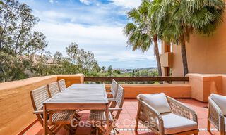 Move-in ready, spacious apartment with sea views for sale in Benahavis - Marbella 787870 