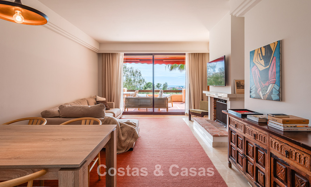 Move-in ready, spacious apartment with sea views for sale in Benahavis - Marbella 787879