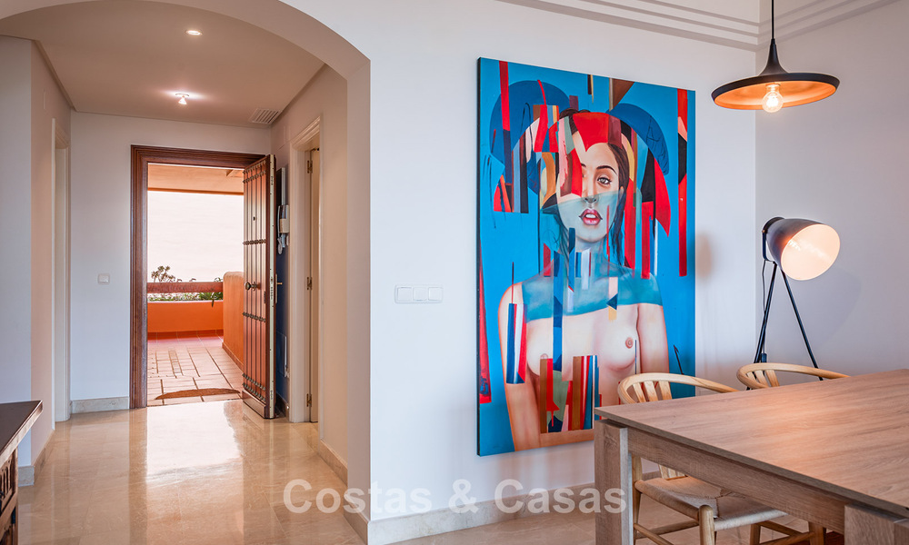 Move-in ready, spacious apartment with sea views for sale in Benahavis - Marbella 787884