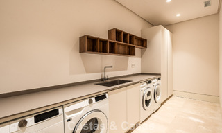 Ready to move in, high-end designer villa with sea views for sale on Marbella's Golden Mile 788127 