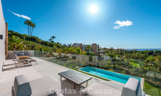 Ready to move in, high-end designer villa with sea views for sale on Marbella's Golden Mile 788143 